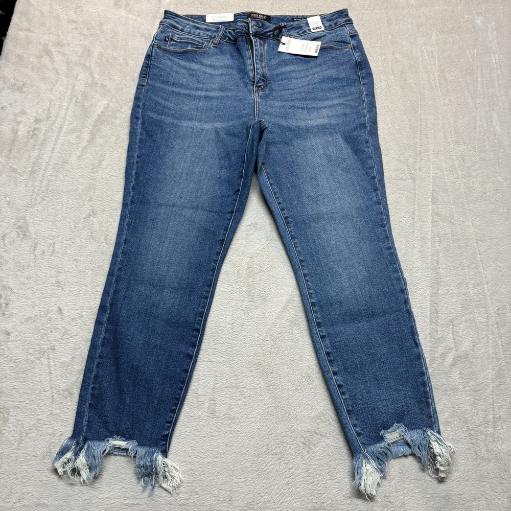 NWT Judy Blue Jeans 16W High Waist Skinny Fit Medium Wash Shark Bite Stretch